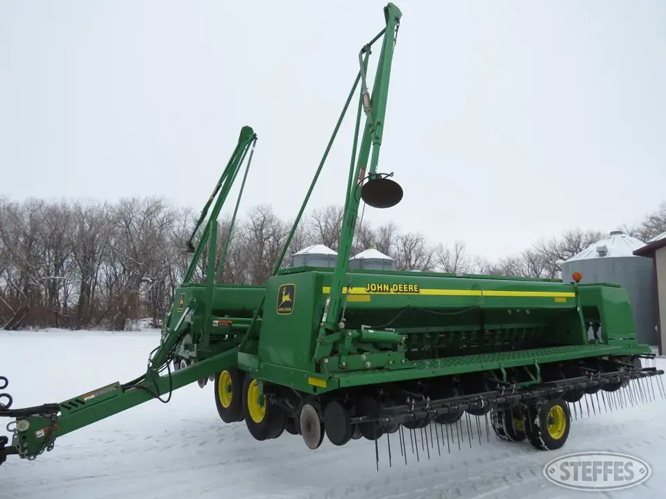 John Deere 455 Press Drill