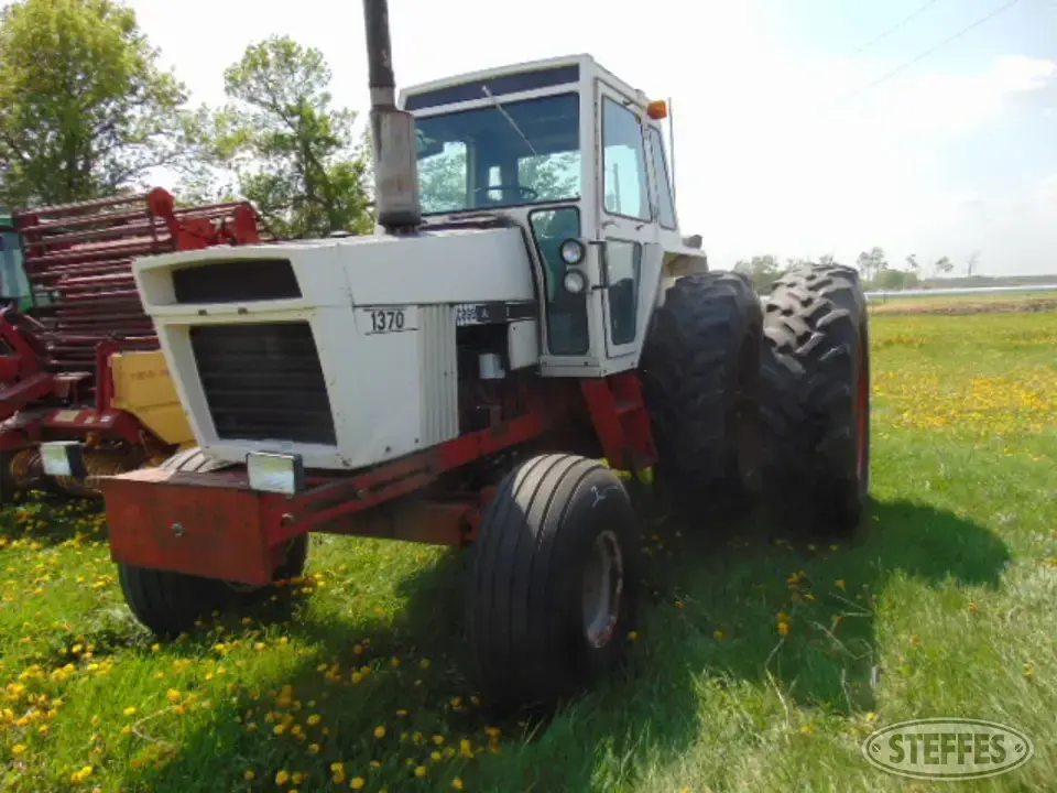 Case 1370 2WD Tractor
