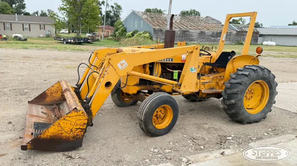 1979 John Deere 301-A 2WD Tractor