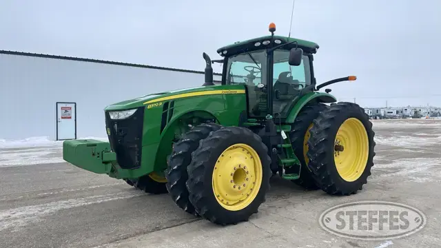 2015 John Deere 8370R