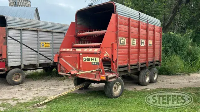 Gehl 940
