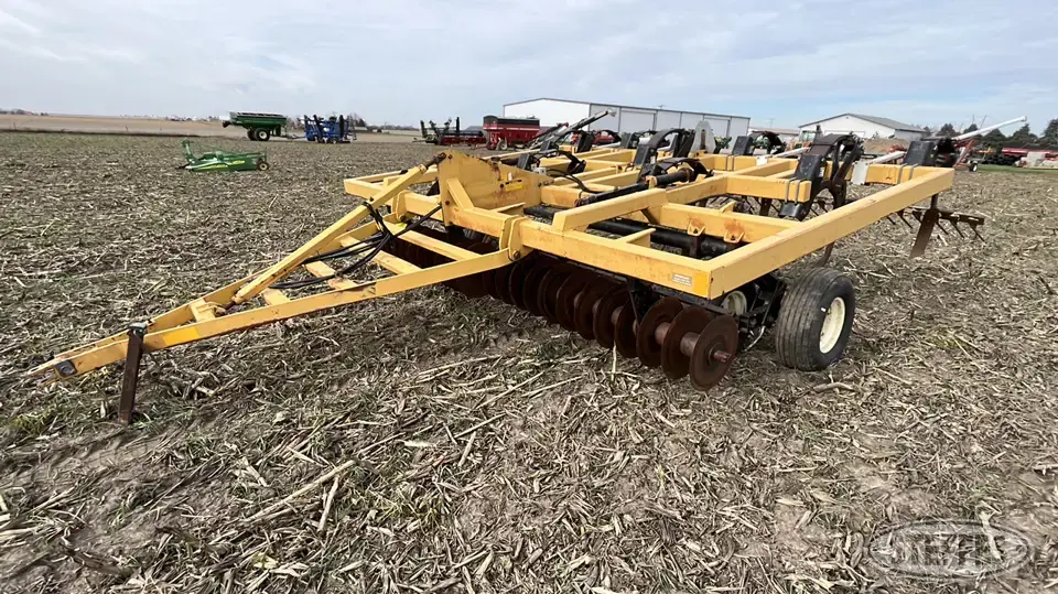 Landoll 1700 Coulter Chisel