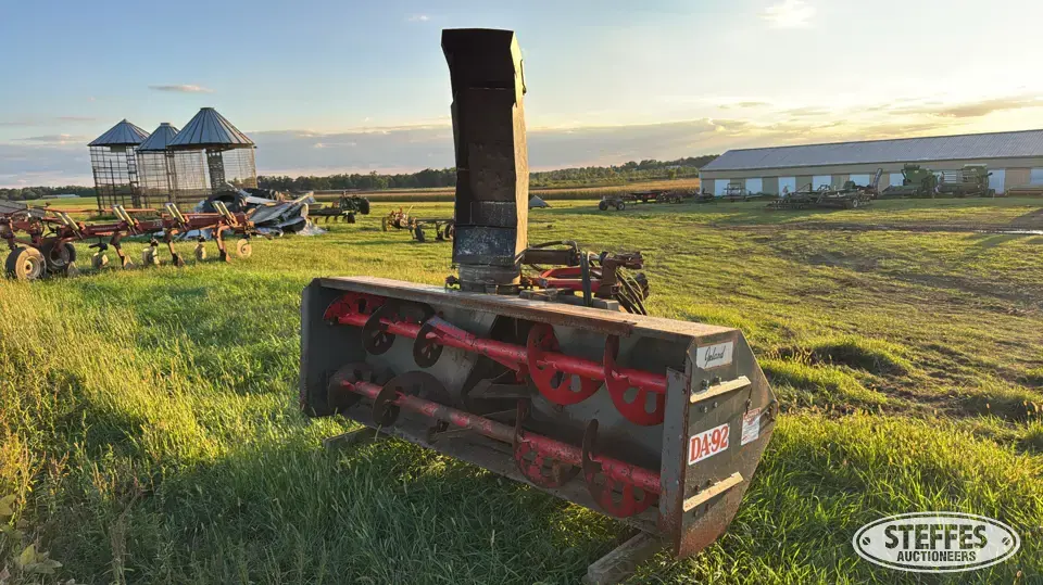 Inland DA-92 3 Pt. Snowblower