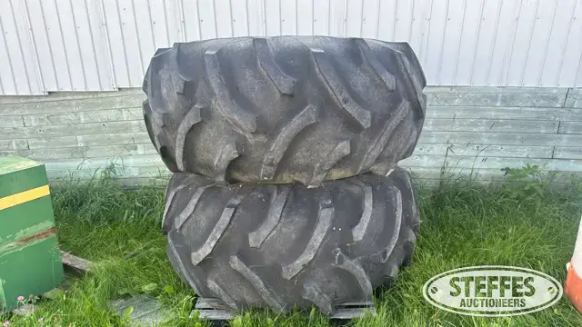 (2) Goodyear Dyna Torque II 28L-26 tires