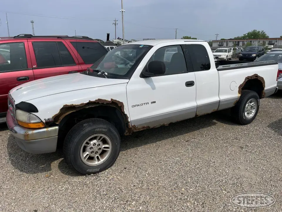1999 Dodge Dakota Sport Compact Pickup