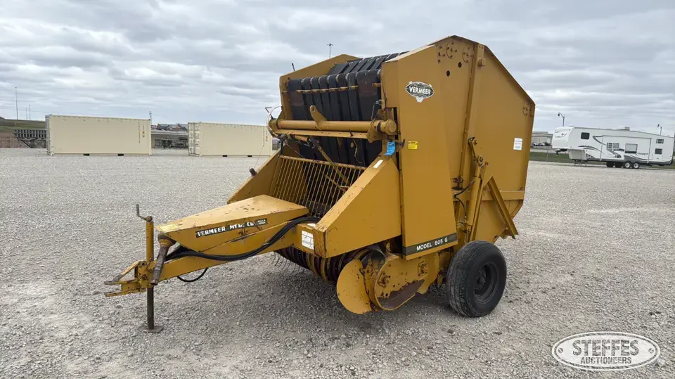 Vermeer 605G Round Baler