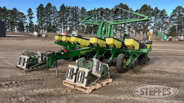 John Deere 1760 Conservation