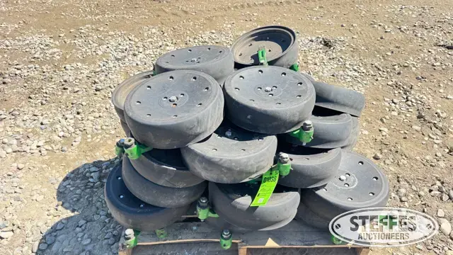 (48) John Deere planter gauge wheels