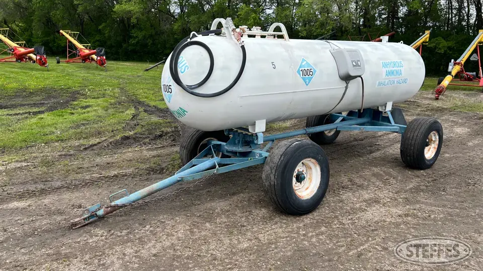 Chemi-Trol 1,000 gal. NH3 tank NH3 Trailers-Tank