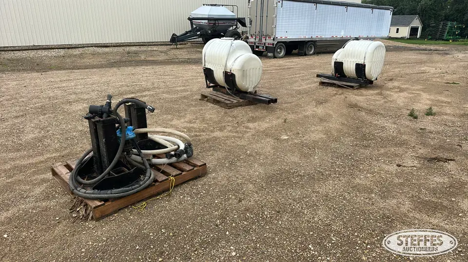 Saddle tanks Tractor Part