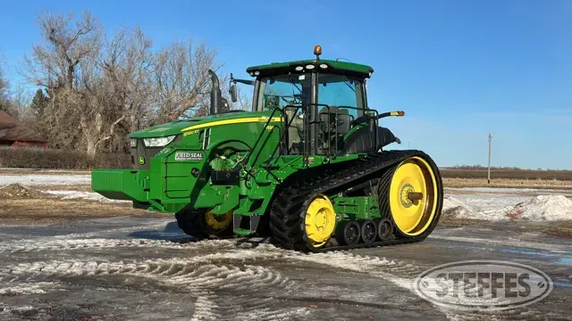 2017 John Deere 8320RT