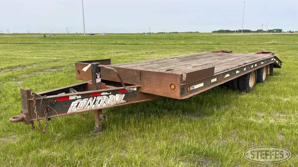 1995 Towmaster Contrail Flatbed Trailer
