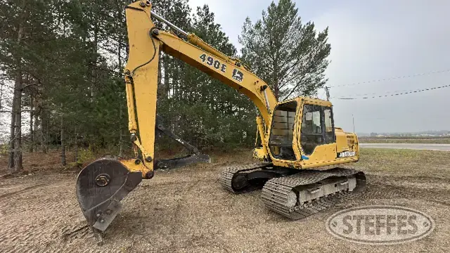 1996 John Deere 490E