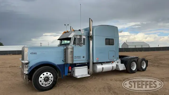 2004 Peterbilt 379EX