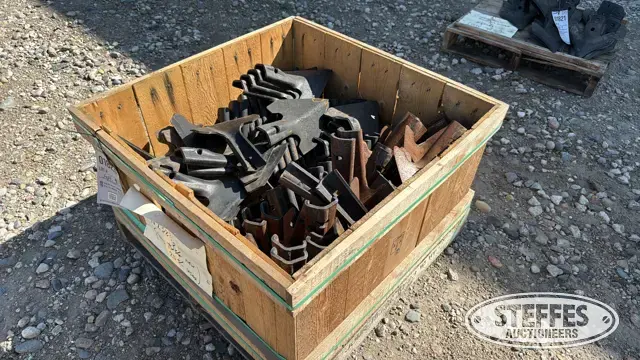 John Deere knock-on sweeps