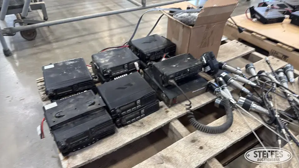(10) Vertex Standard business band radios