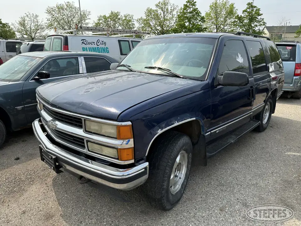 1997 Chevrolet Tahoe LS SUV