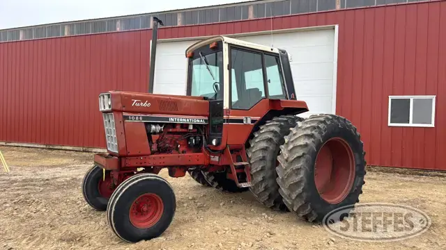 1977 International 1086