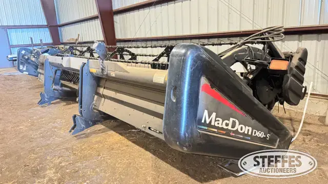 2008 MacDon D60S