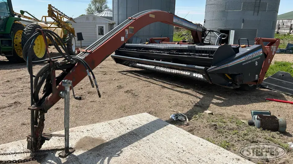 MacDon 5000 Mower Conditioner