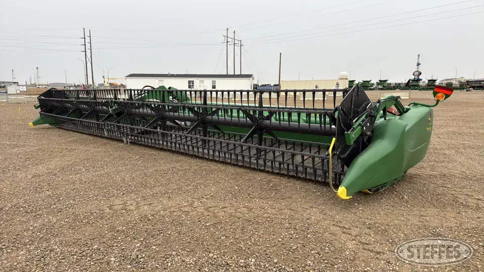 2019 John Deere 740FD Draper Head