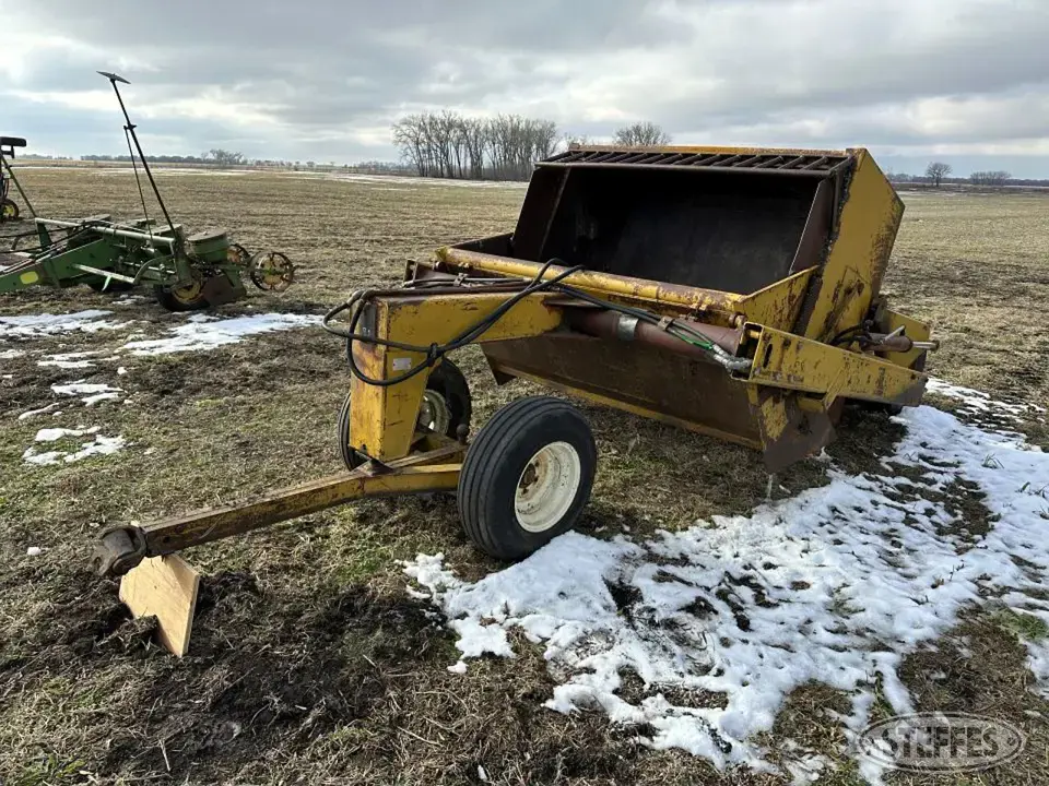 Eversman 600 Pull Scraper