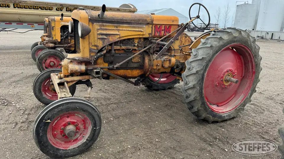 1950 Minneapolis-Moline R Collectible Tractor