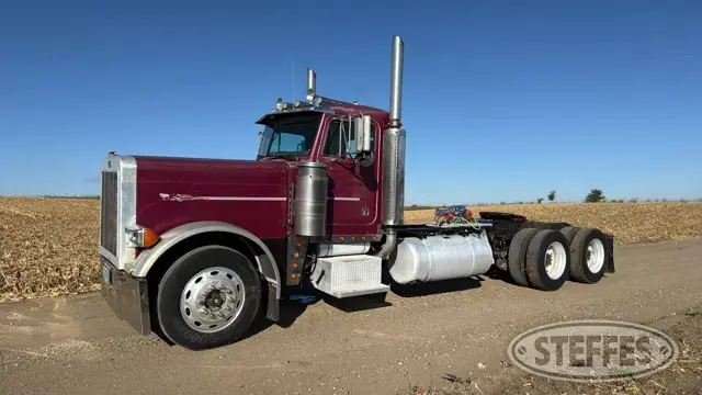 1996 Peterbilt 379