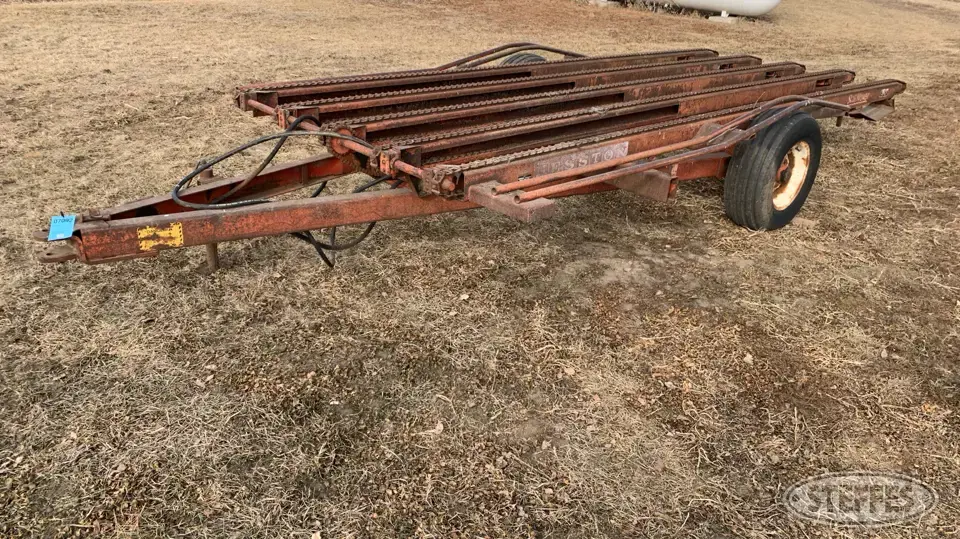 Hesston StakMover 30 Bale Handling