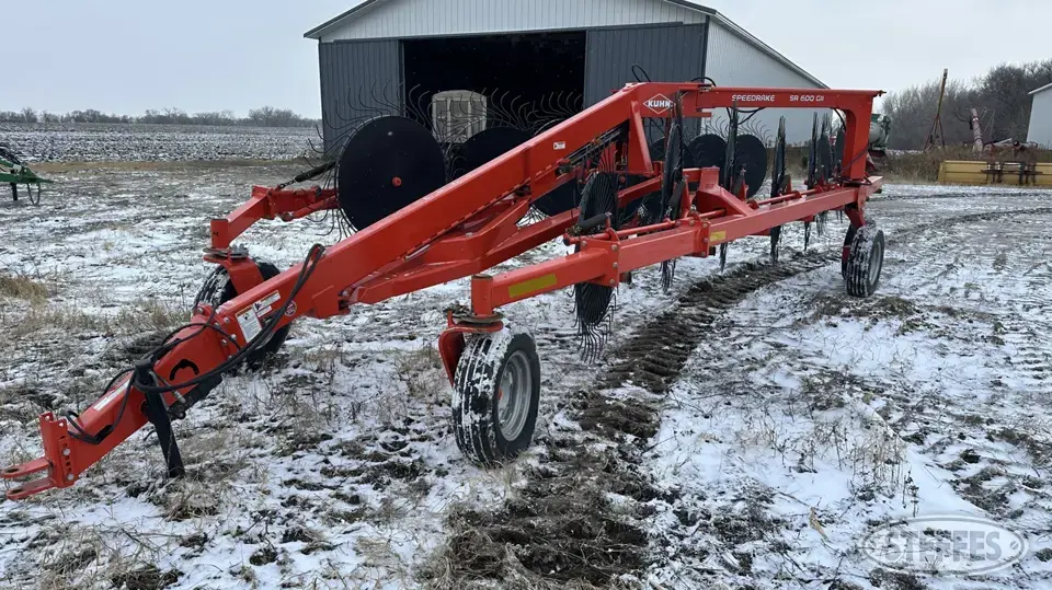 2015 Kuhn SR600GII Speedrake