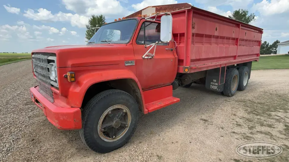 1976 GMC 6000 Tandem Boxed Truck