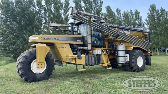 2004 Ag-Chem TerraGator 8103