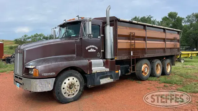 1987 Kenworth T600
