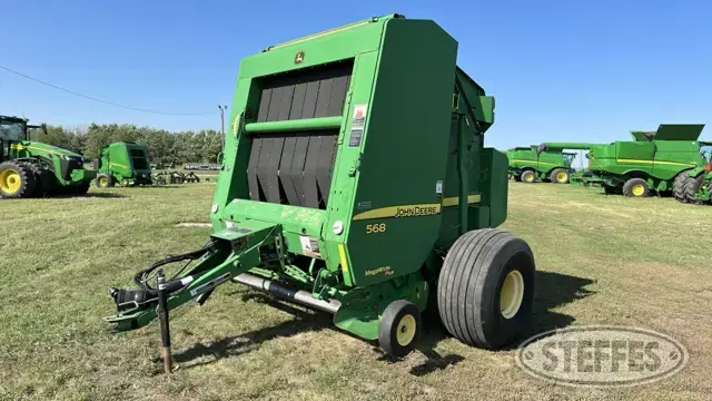 2008 John Deere 568