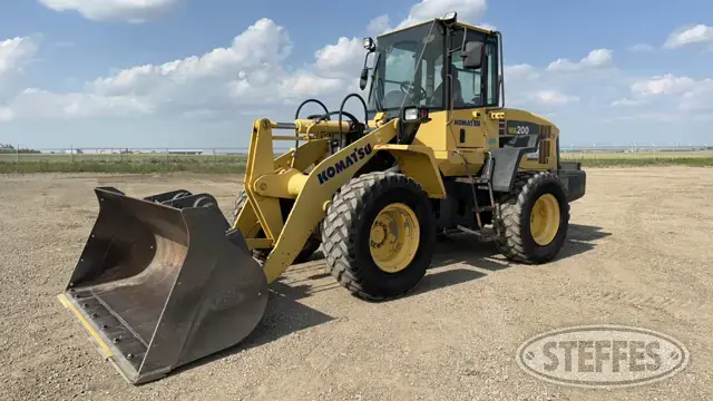 1994 Komatsu WA200-5