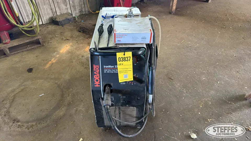 Hobart IronMan 230 wire feed welder Farm Support Item