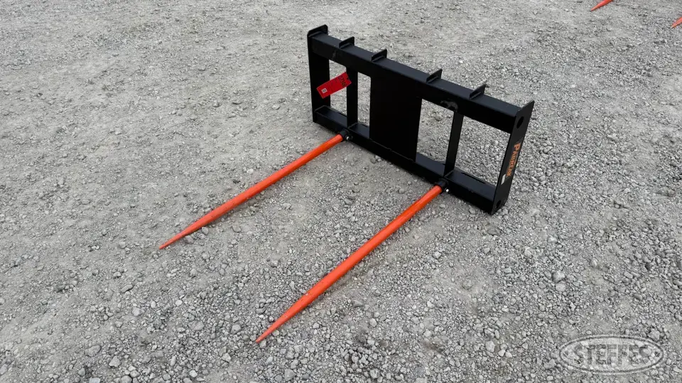 Pabreak bale spear Bale Handling