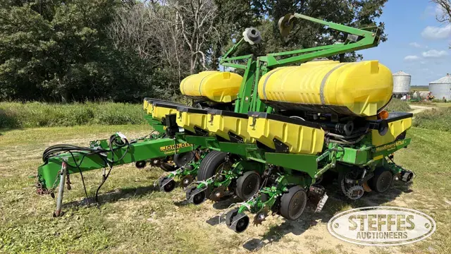 John Deere 1760 Conservation