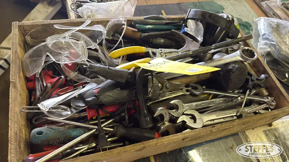 Assort. of hand tools Farm Support Item