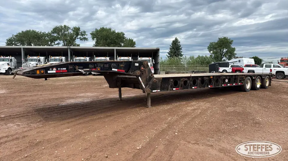 2009 Scona Scissor Neck Trailer