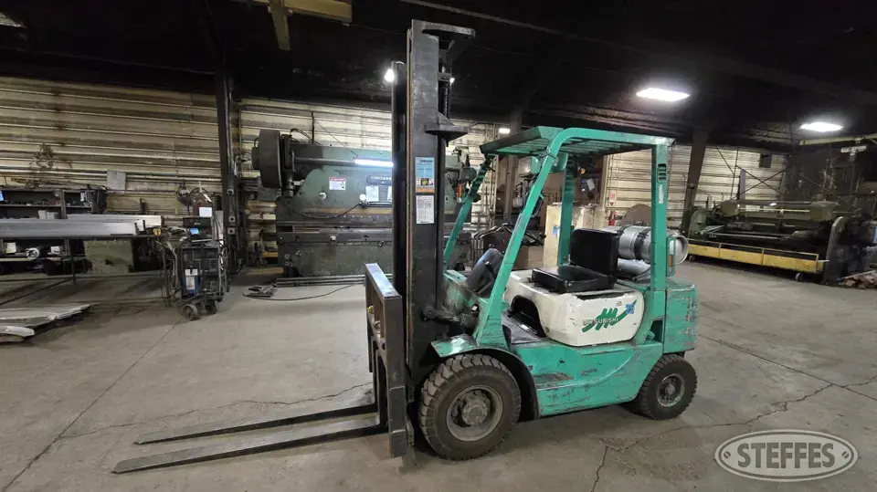 Mitsubishi FG25 Warehouse Forklift