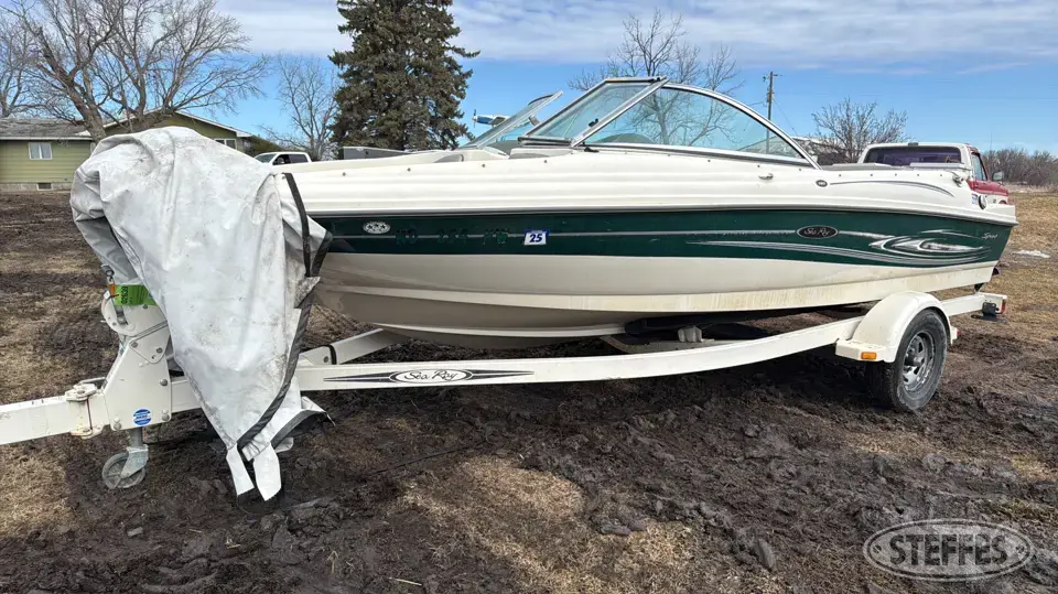 2004 Sea Ray Sport 180 Boat