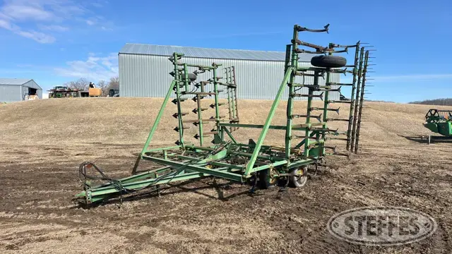 John Deere 1000