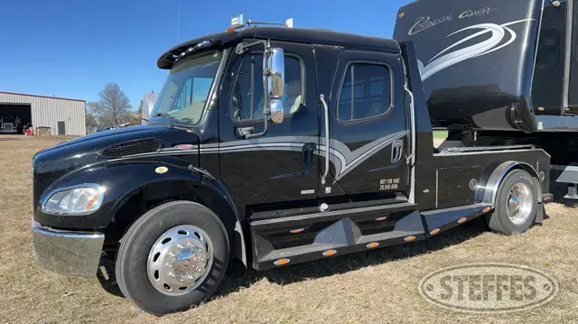 2006 Freightliner M2 Business Class