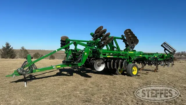 2019 John Deere 2730