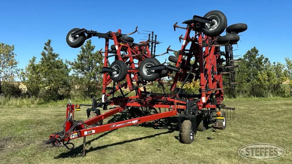 Case IH Flex-Till 600 Chisel Plow