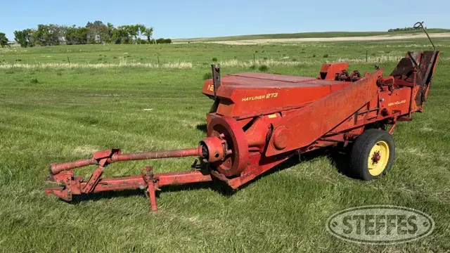 New Holland Hayliner 273