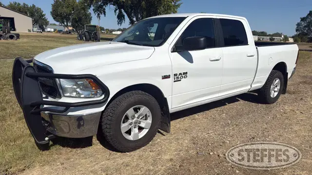 2019 Ram 1500 SLT