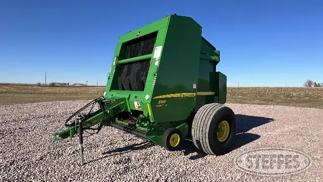 2017 John Deere 569