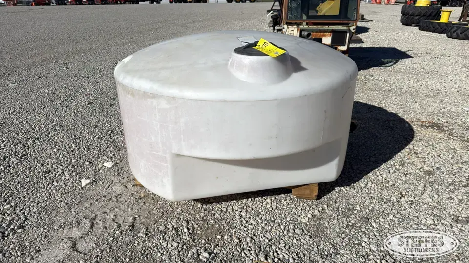 350 gal. poly tank